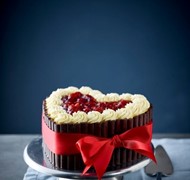 Click to view gallery PV Love Heart Gateau2