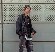 Click to view gallery DM X Bat213