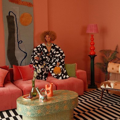 Click to view gallery Sofa bold1