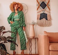 Click to view gallery Sofa bold4