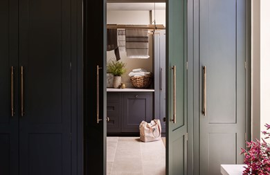 Click to view gallery HJ Utility1