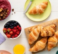 Click to view gallery Pret Menu3