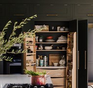 Click to view gallery HJ store4