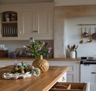 Click to view gallery HJ Lux5