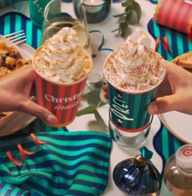 Click to view gallery Pret Xmas1