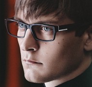 Click to view gallery Optique 4